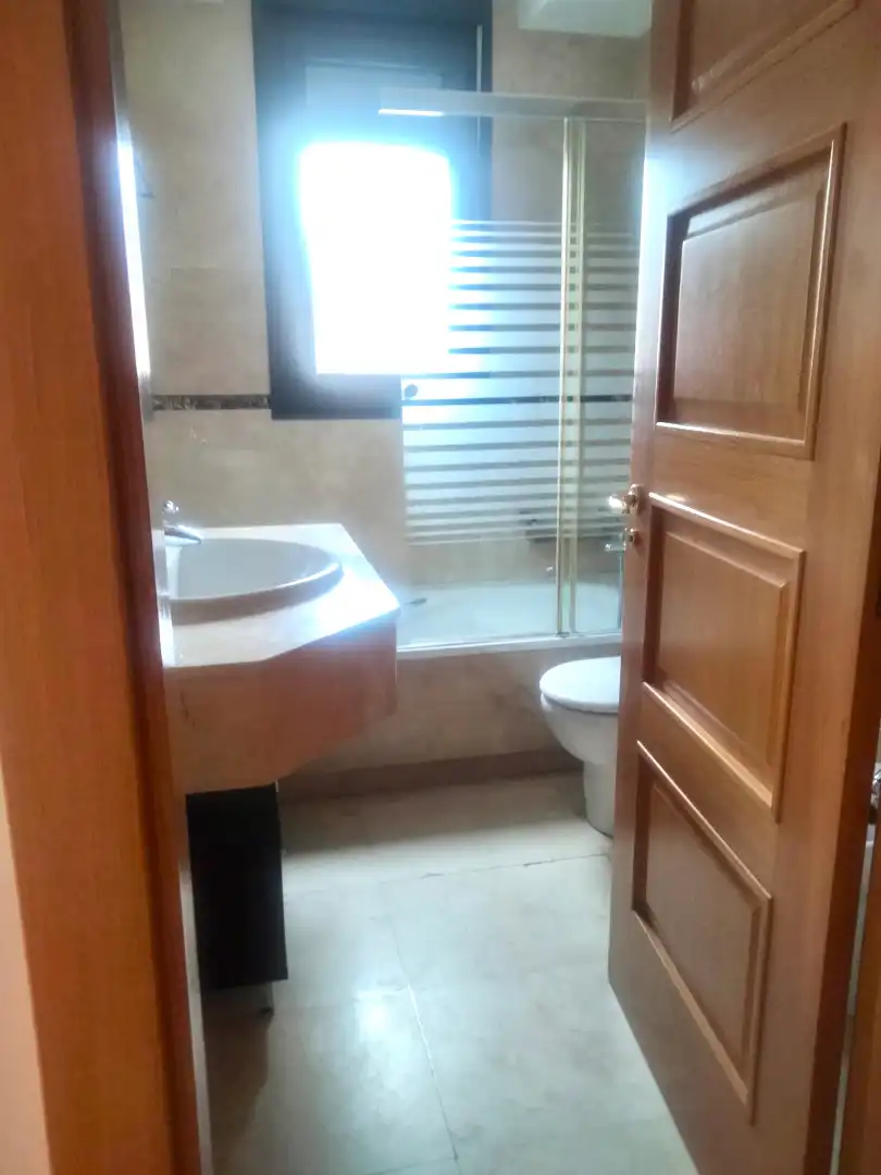 Baño de Piso en venta en Valladolid con Calefacción, Parquet y Trastero