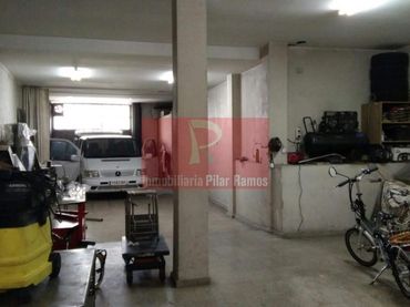 Local comercial en venda a Trobajo del Camino