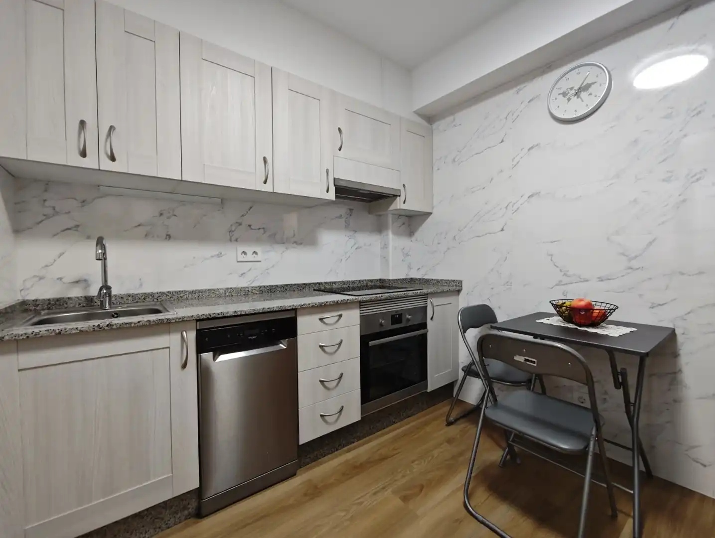 Kitchen of Flat for rent in Ferrol  with Heating, Furnished and Oven