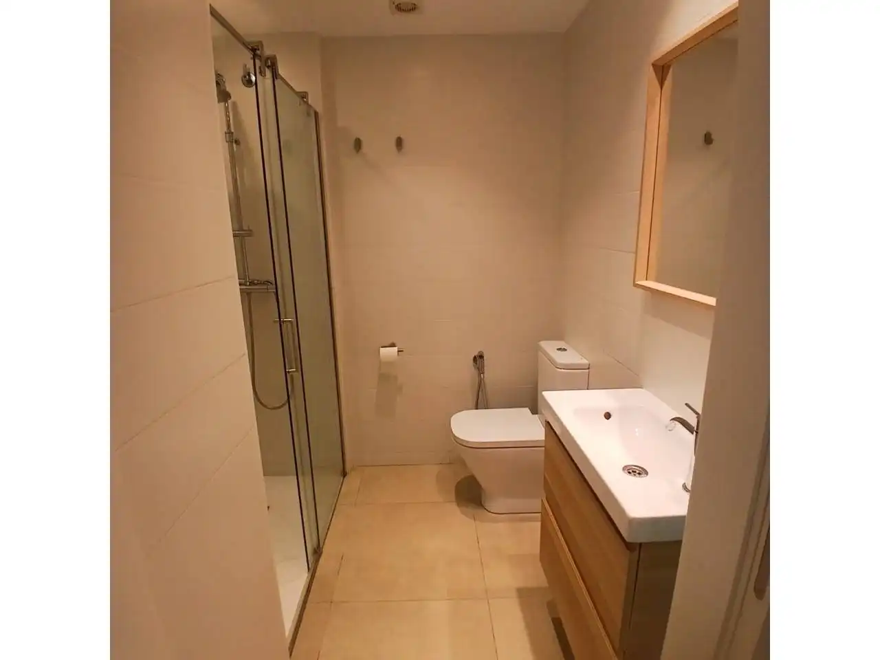 Badezimmer von Haus oder Chalet zum Verkauf in Terrassa mit Klimaanlage, Heizung und Terrasse