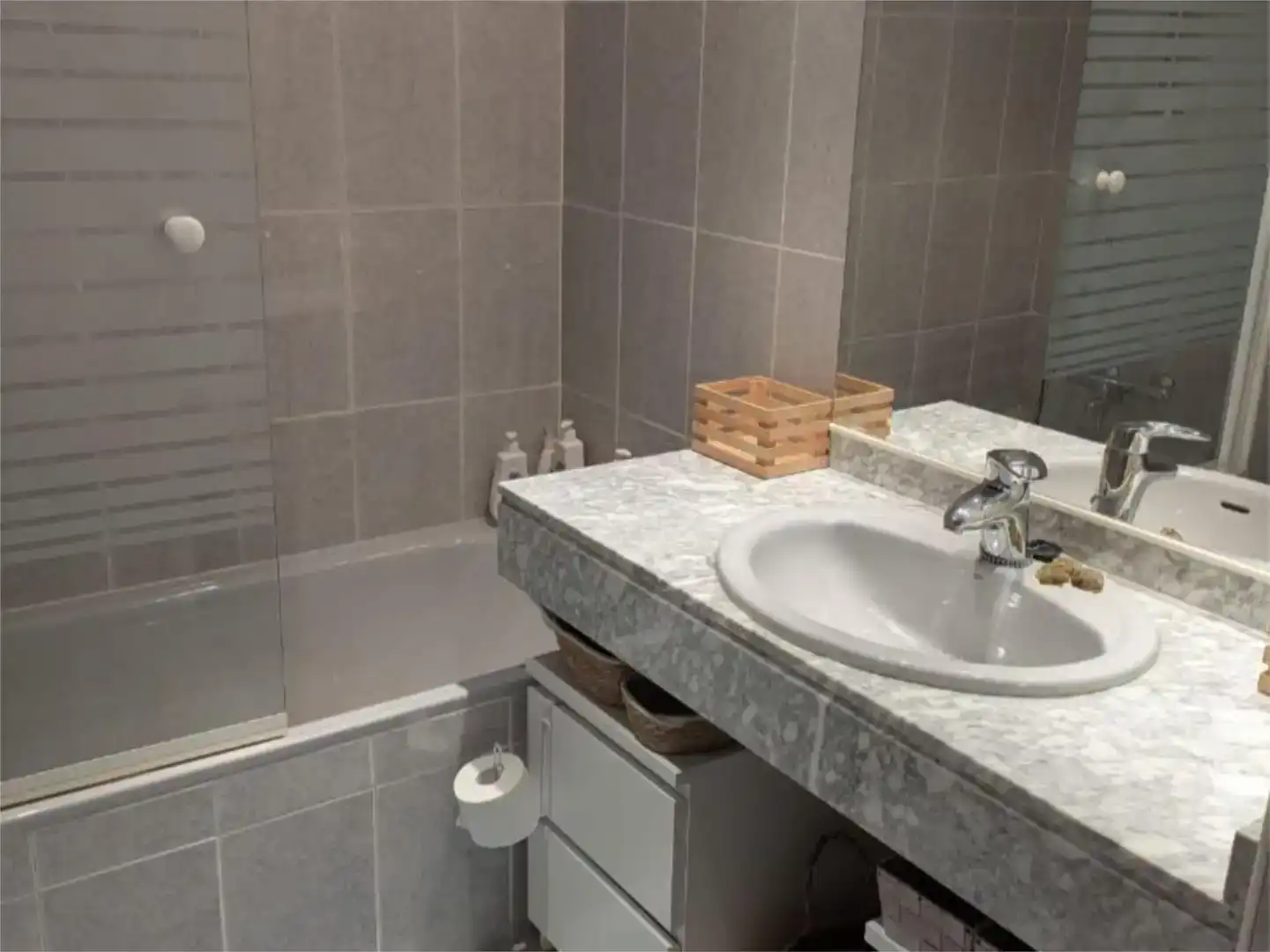 Baño de Casa o chalet de alquiler en Galapagar con Aire acondicionado, Jardín privado y Parquet