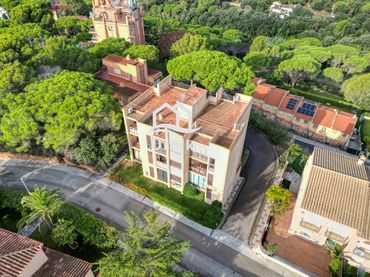 Mini appartamento con piscina in vendita a Passeig Safir 9