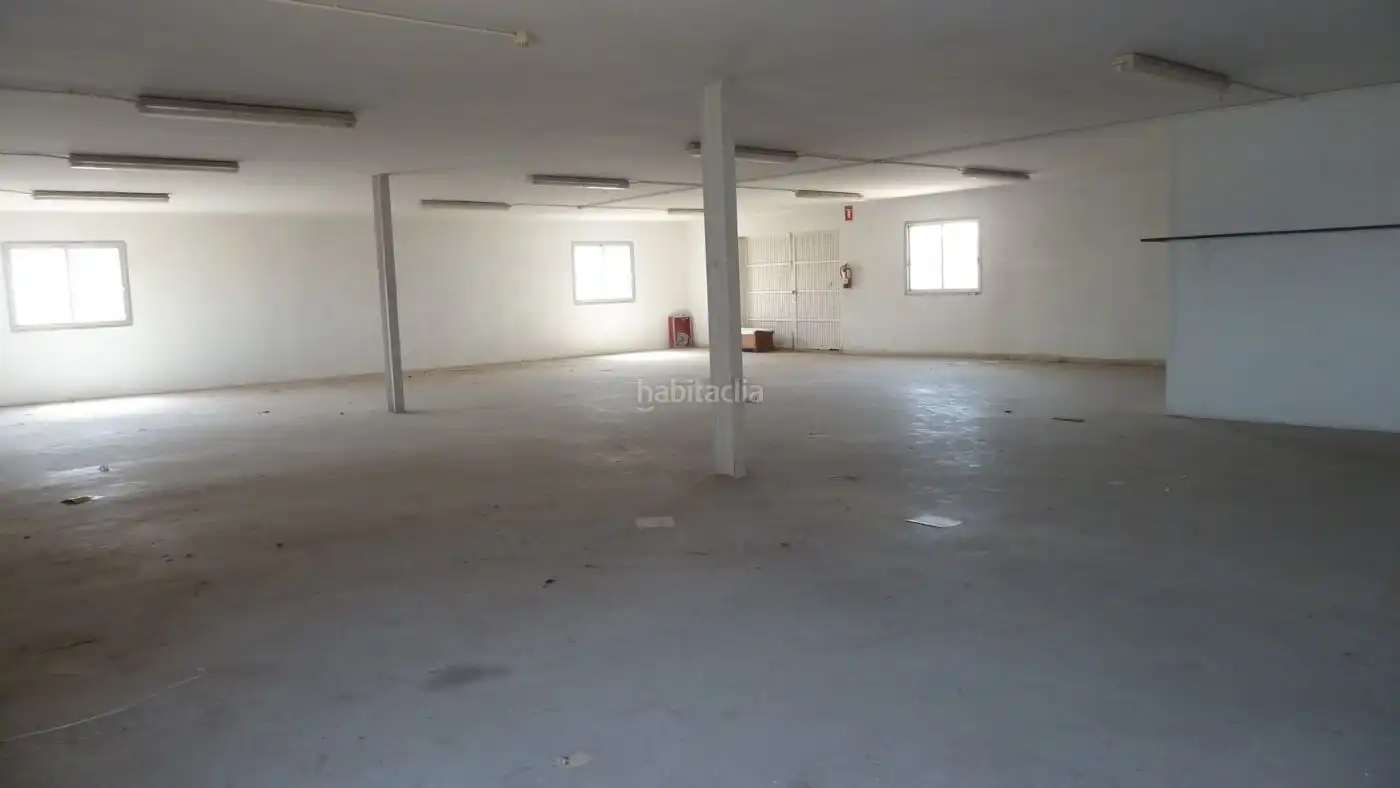 Industrial building for sale in Calle Andalucía 42, imagen 5