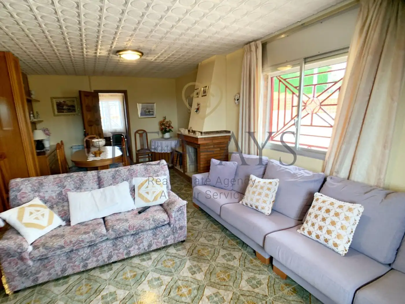 Sala de estar de Casa o chalet en venta en Vallirana con Jardín privado, Terraza y Trastero