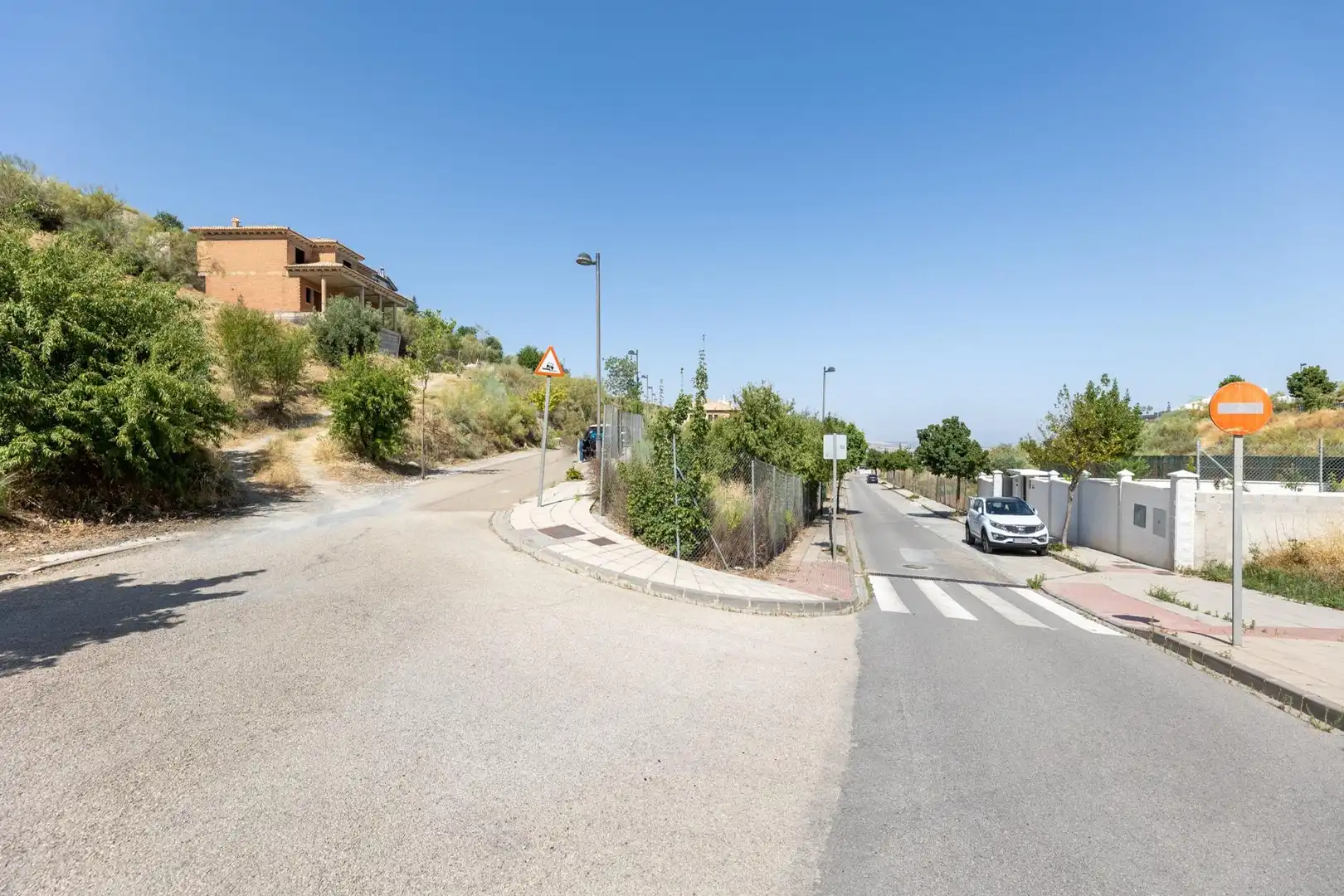 Terreny residencial en venda a Calle Güevéjar 14