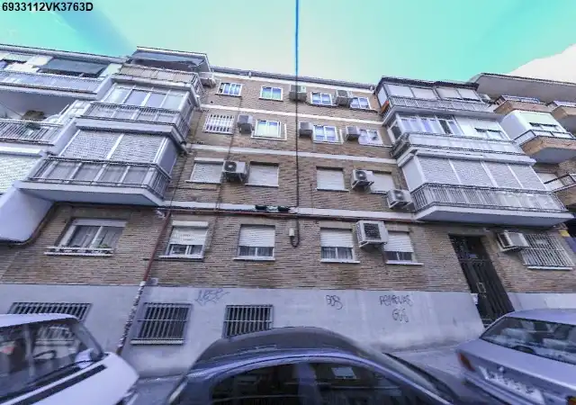 Vista exterior de Piso en venta en Madrid