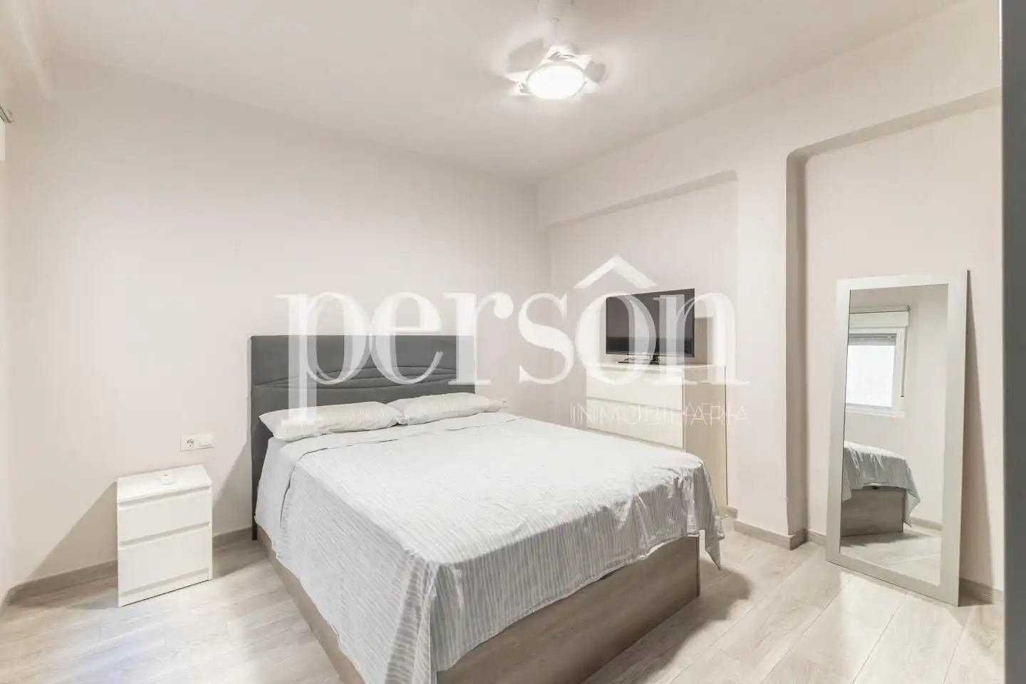 Schlafzimmer von Wohnung zur Miete in Silla mit Klimaanlage, Heizung und Möbliert