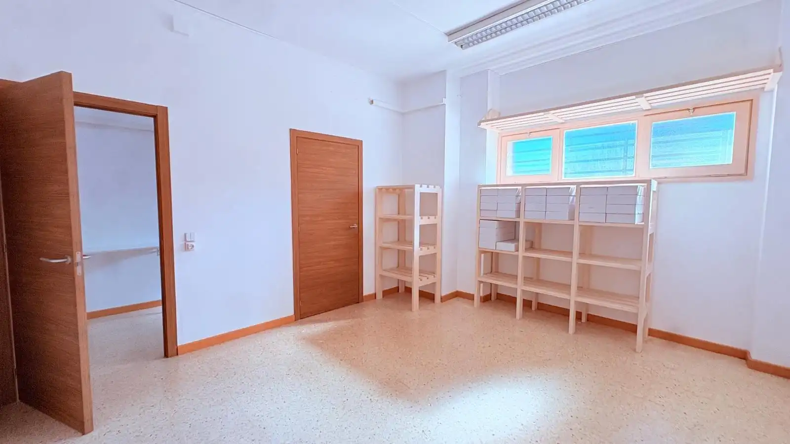 Local comercial de lloguer a Poble, imagen 24