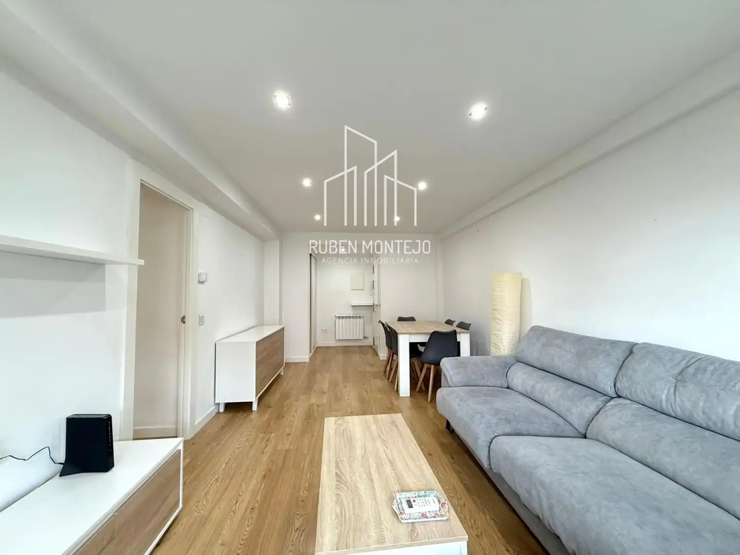 Living room of Flat for rent in Terradillos  with Air Conditioner, Heating and Terrace