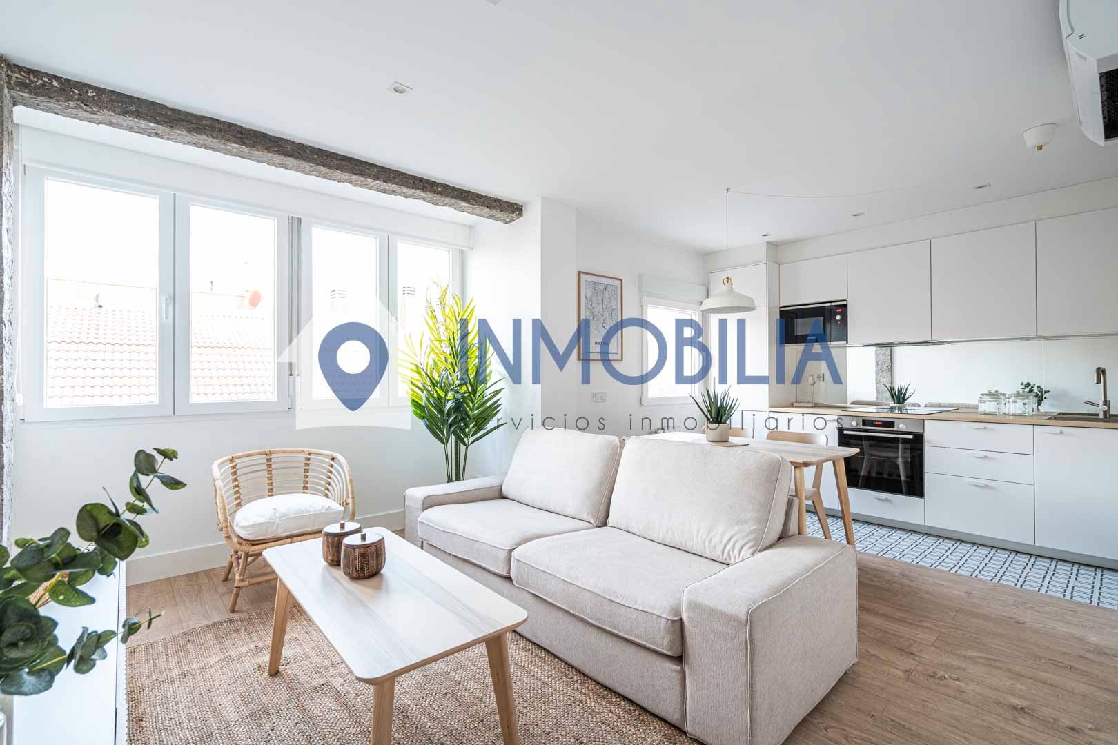 Living room of Flat for sale in  Madrid Capital  with Air Conditioner and Heating