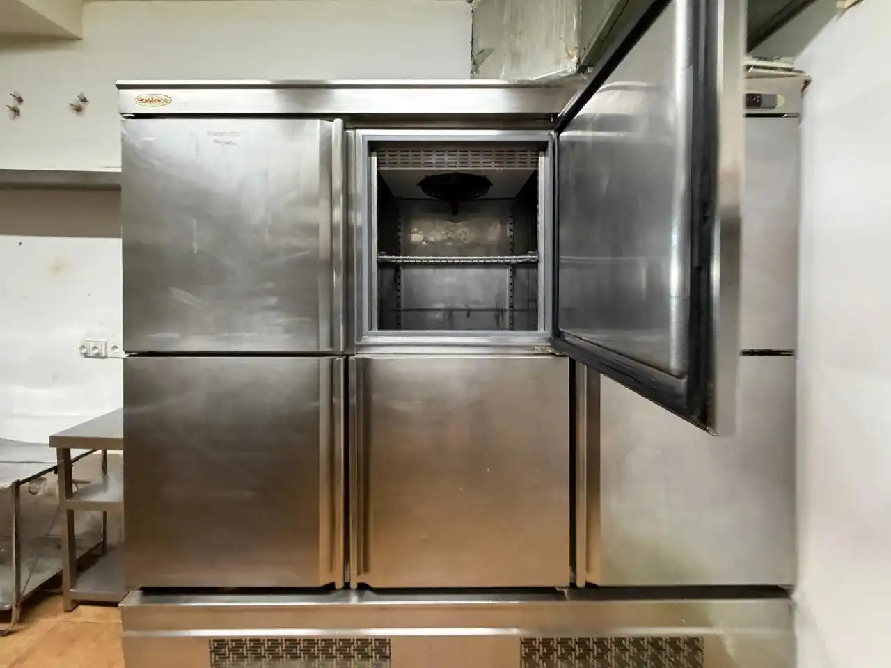 Cocina de Local de alquiler en Madrid con Aire acondicionado