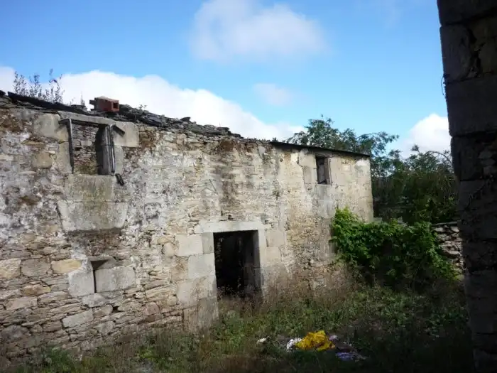 Haus zum Verkauf in Rúa Lameliña