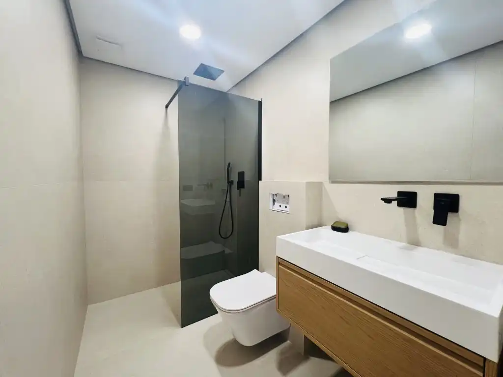 Baño de Apartamento en venta en Calvià con Aire acondicionado, Terraza y Piscina
