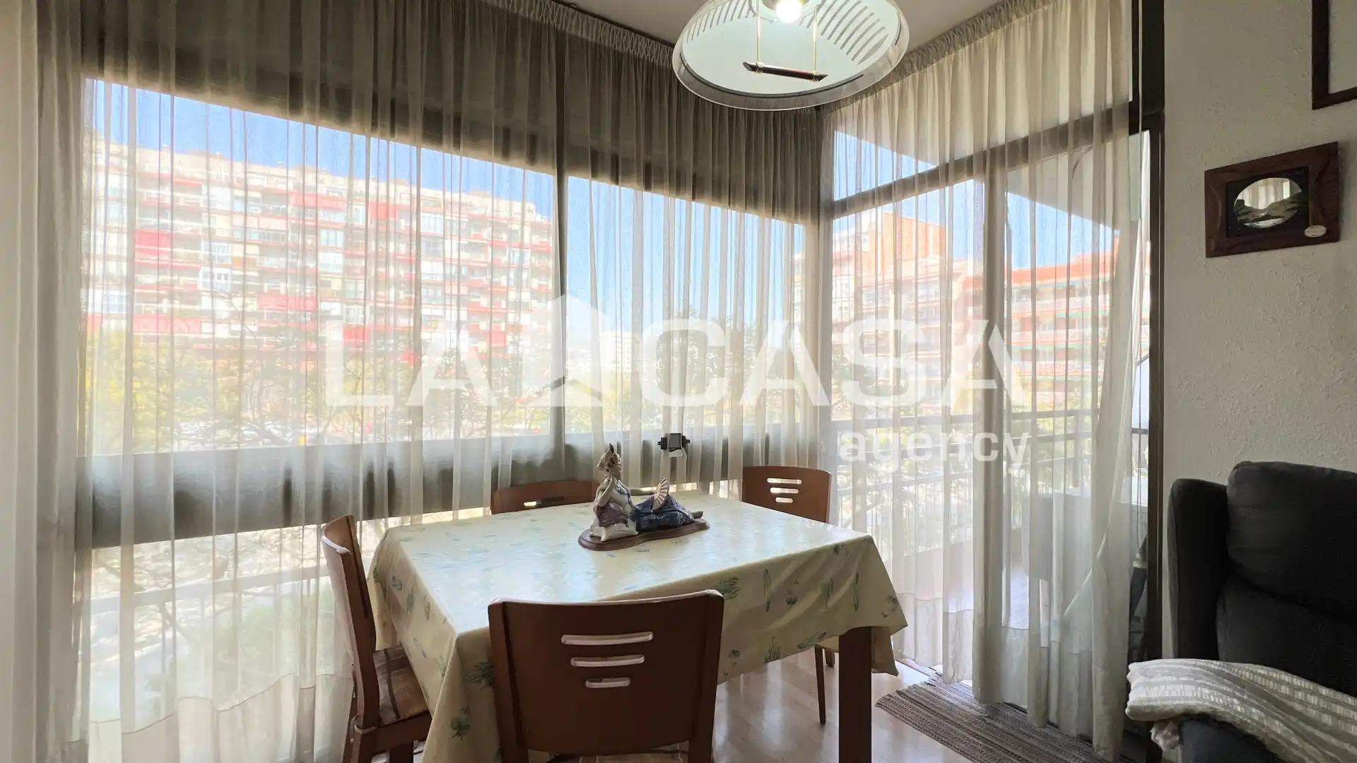 Menjador de Pis en venda en  Barcelona Capital amb Calefacció i Balcó