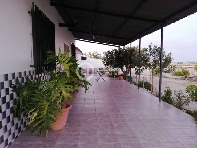 Casa-chalet en Venta en Escucha