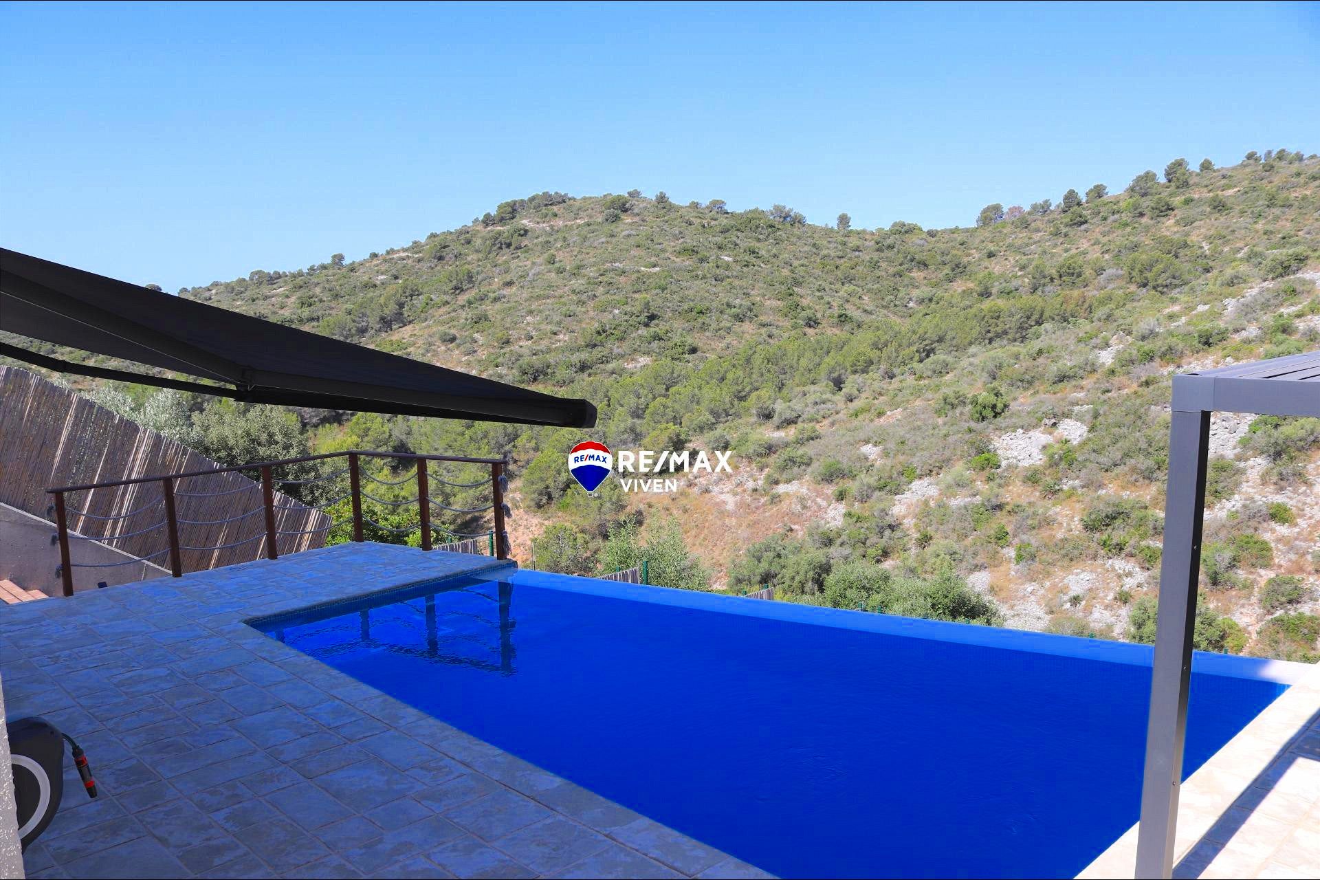 Swimming pool of House or chalet for sale in Calafell  with Air Conditioner, Heating and Private garden