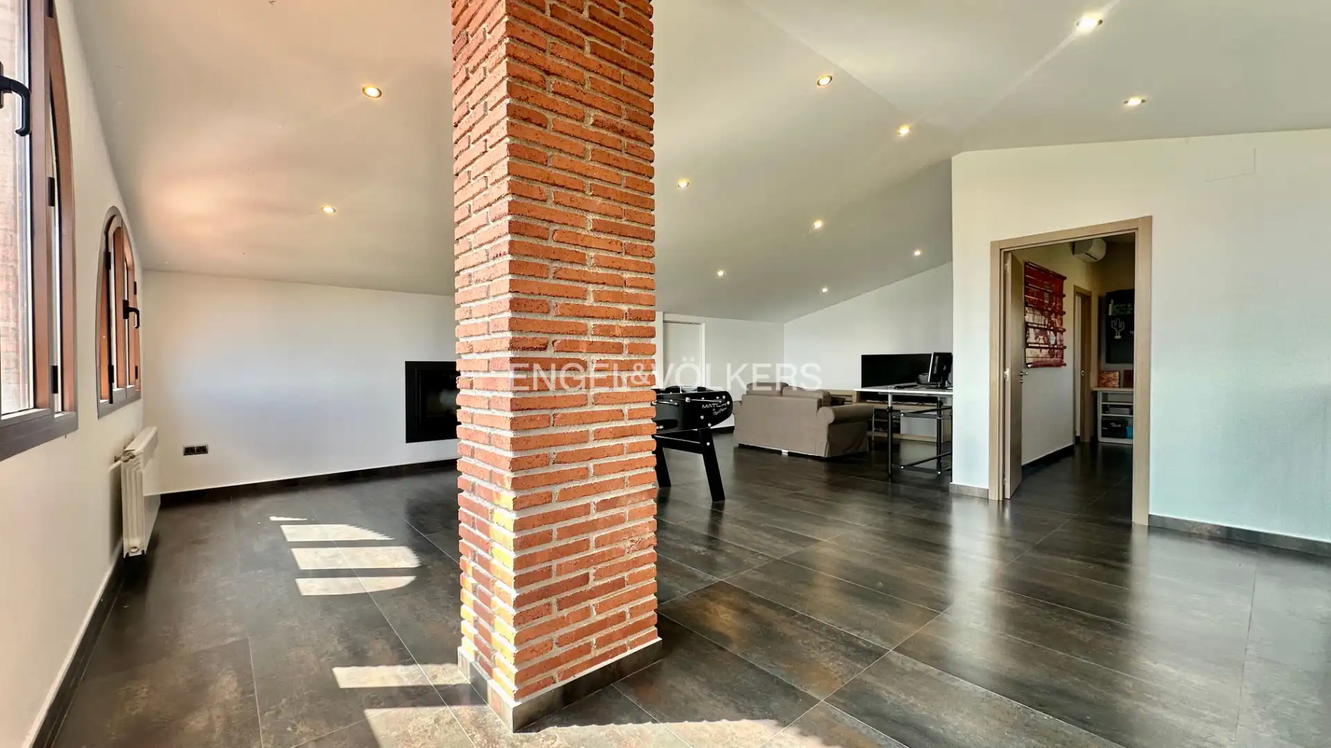 Living room of Houses for sale in Vilanova d'Escornalbou  with Air Conditioner, Heating and Private garden