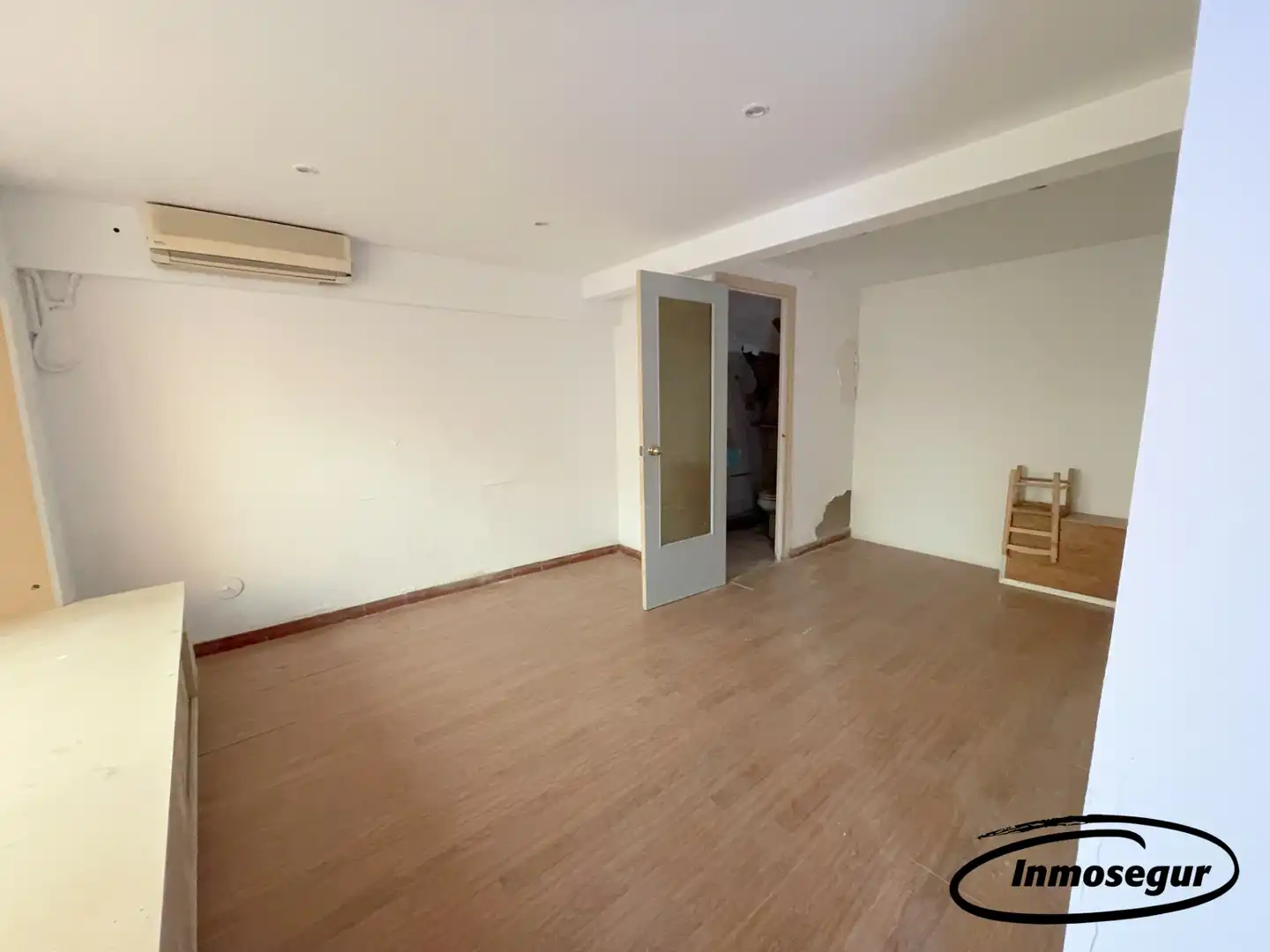 Local de alquiler en Vila-seca con Aire acondicionado
