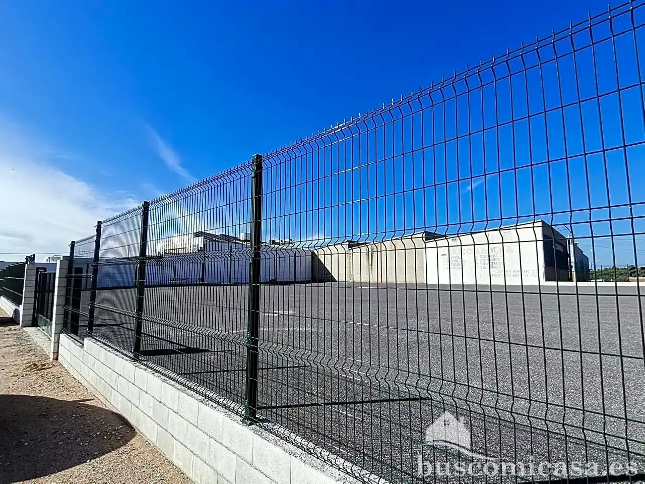Außenansicht von Garage zur Miete in Linares