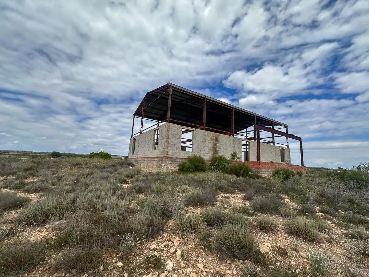 Vista exterior de Local en venta en Los Montesinos