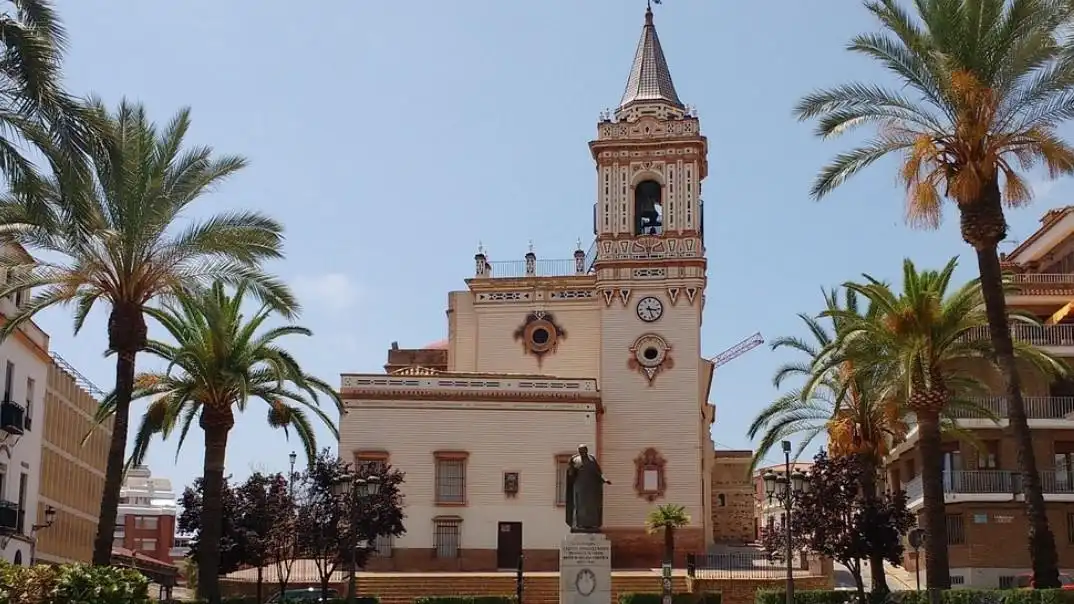 Vista exterior de Piso de alquiler en Huelva con Aire acondicionado y Amueblado