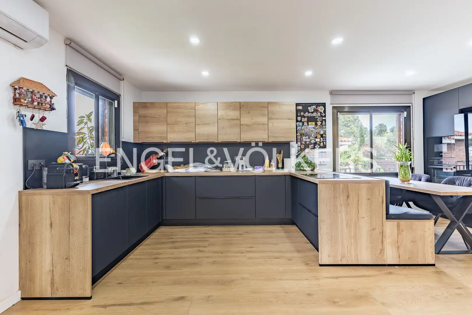 Cocina de Casa adosada en venta en Terrassa con Aire acondicionado, Calefacción y Jardín privado