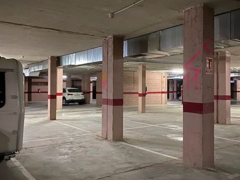 Parking of Garage to rent in Dos Hermanas