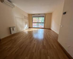 Dormitori de Pis en venda en Castelldefels amb Aire condicionat, Calefacció i Parquet