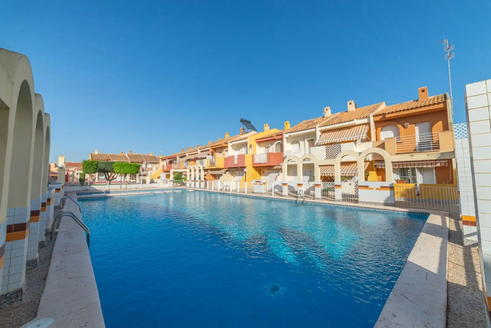Casa a schiera con piscina in vendita a Avenida Avenida Academia General del Aire, imagen 11