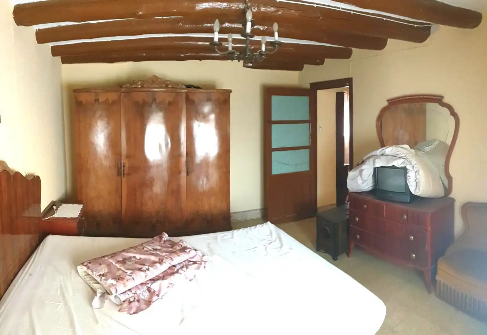 Habitación de Finca rústica en venta en La Vilueña con Terraza y Trastero