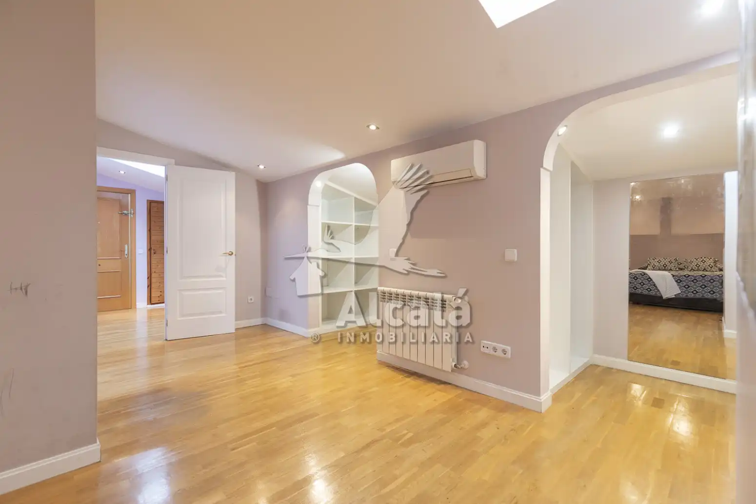 Habitación de Ático en venta en Alcalá de Henares con Aire acondicionado, Calefacción y Terraza