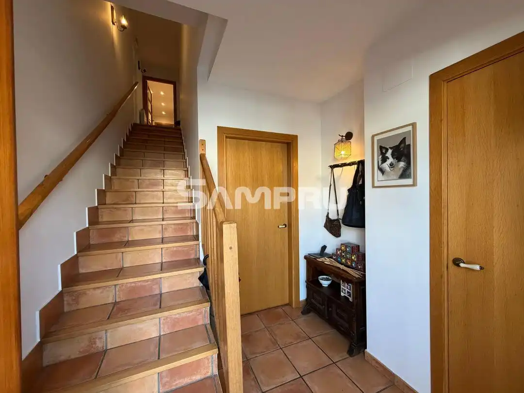 Casa adosada en venta en Bergara con Calefacción, Jardín privado y Trastero