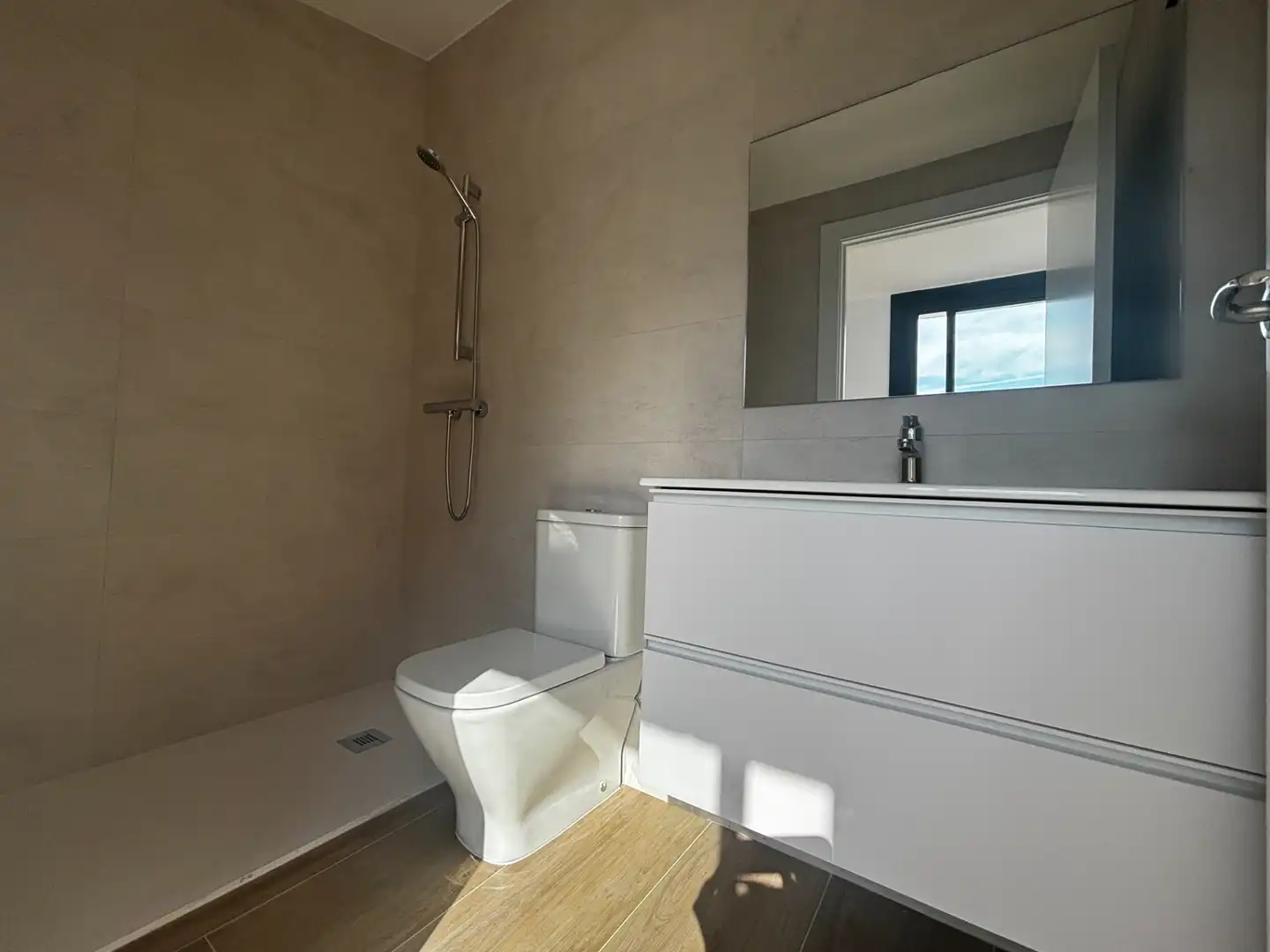 Dúplex con balcón en venta en Carrer de Linné 5, imagen 23