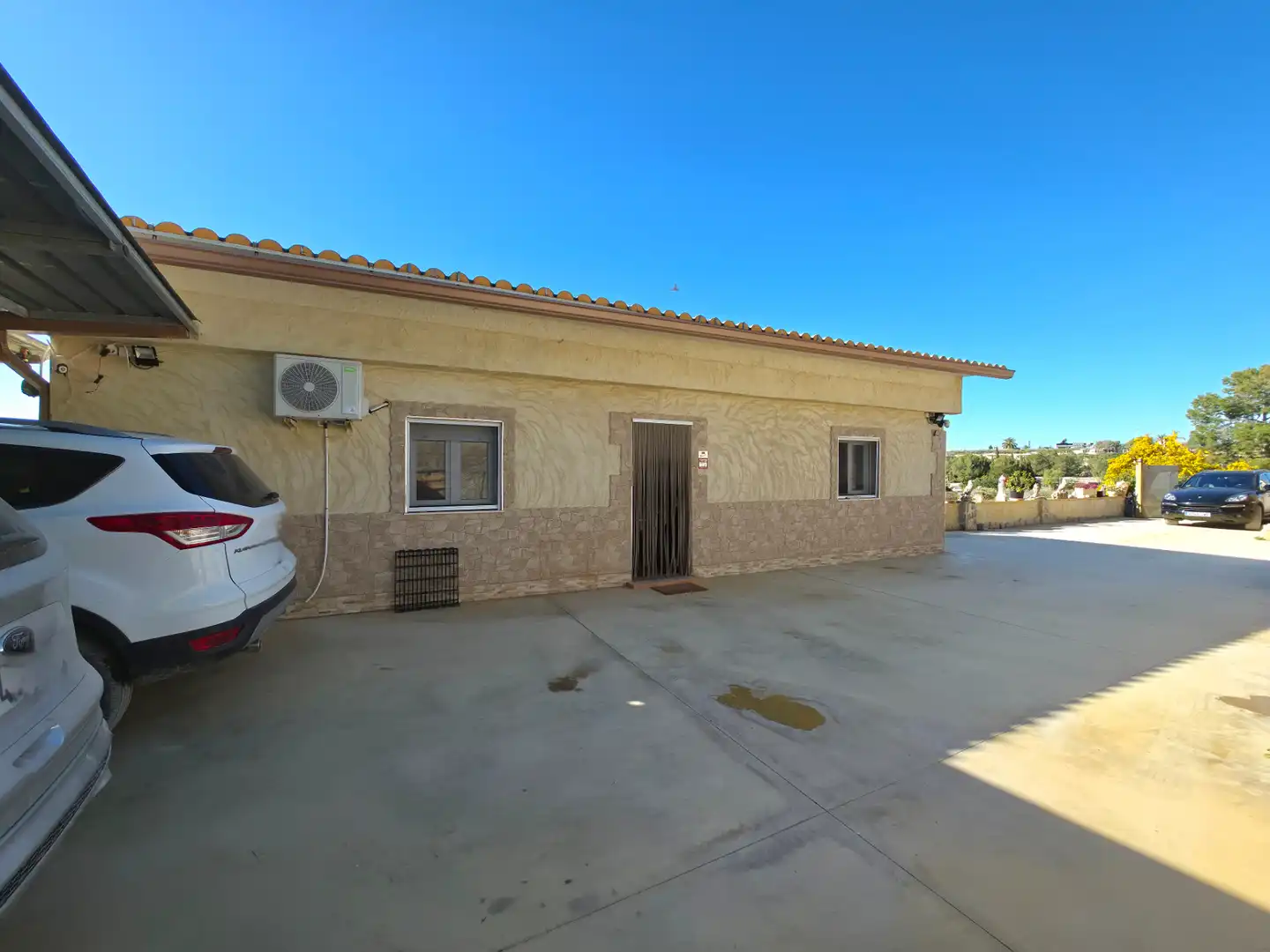 Vista exterior de Finca rústica en venta en Mutxamel con Aire acondicionado, Jardín privado y Horno