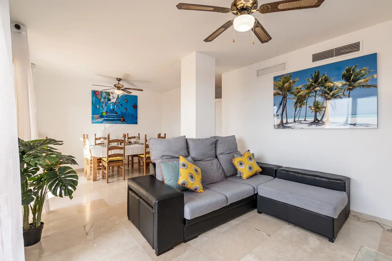 Wohnzimmer von Maisonette zur Miete in Estepona mit Klimaanlage, Heizung und Terrasse