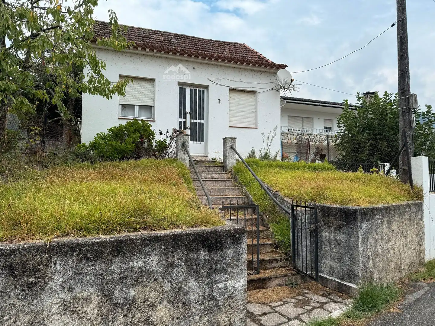 Exterior view of Houses for sale in Padrenda  with Heating, Storage room and Furnished