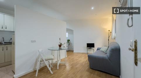 Photo 2 of Flat to rent in La Bordeta, Barcelona