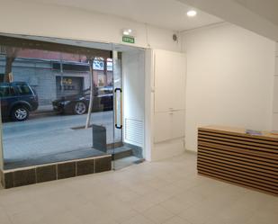 Premises to rent in Badalona  with Air Conditioner