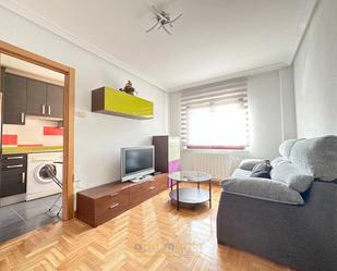 Sala d'estar de Pis de lloguer en Salamanca Capital amb Calefacció, Parquet i Terrassa