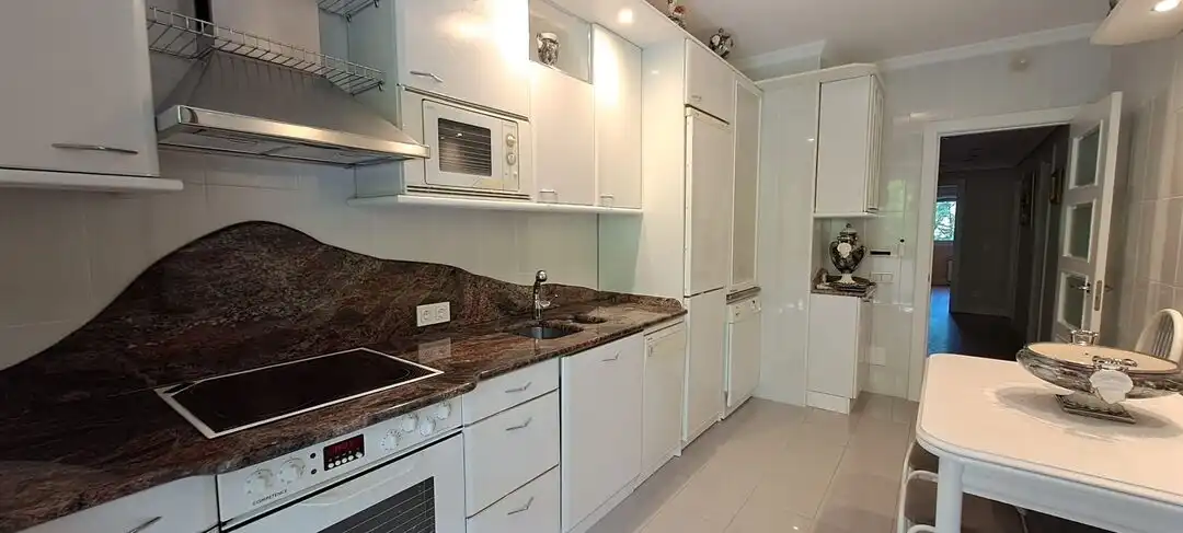 Cuina de Pis en venda en Vitoria - Gasteiz amb Calefacció, Terrassa i Traster
