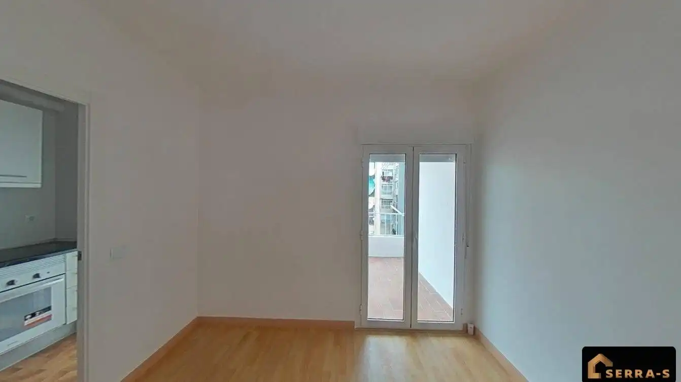 Bedroom of Flat for sale in Mataró  with Parquet flooring and Terrace