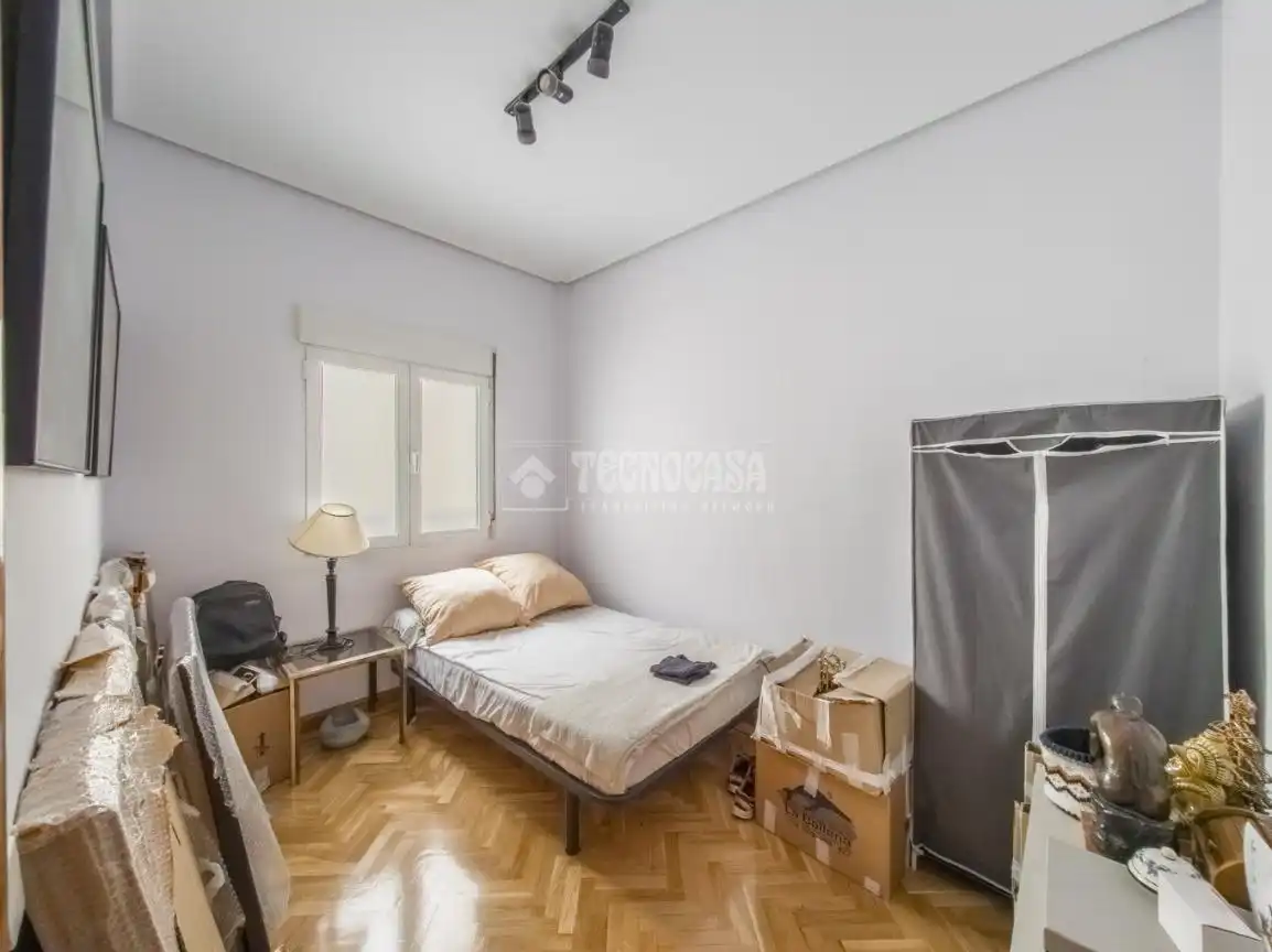 Schlafzimmer von Wohnung zum Verkauf in Madrid mit Heizung, Parkett und Terrasse