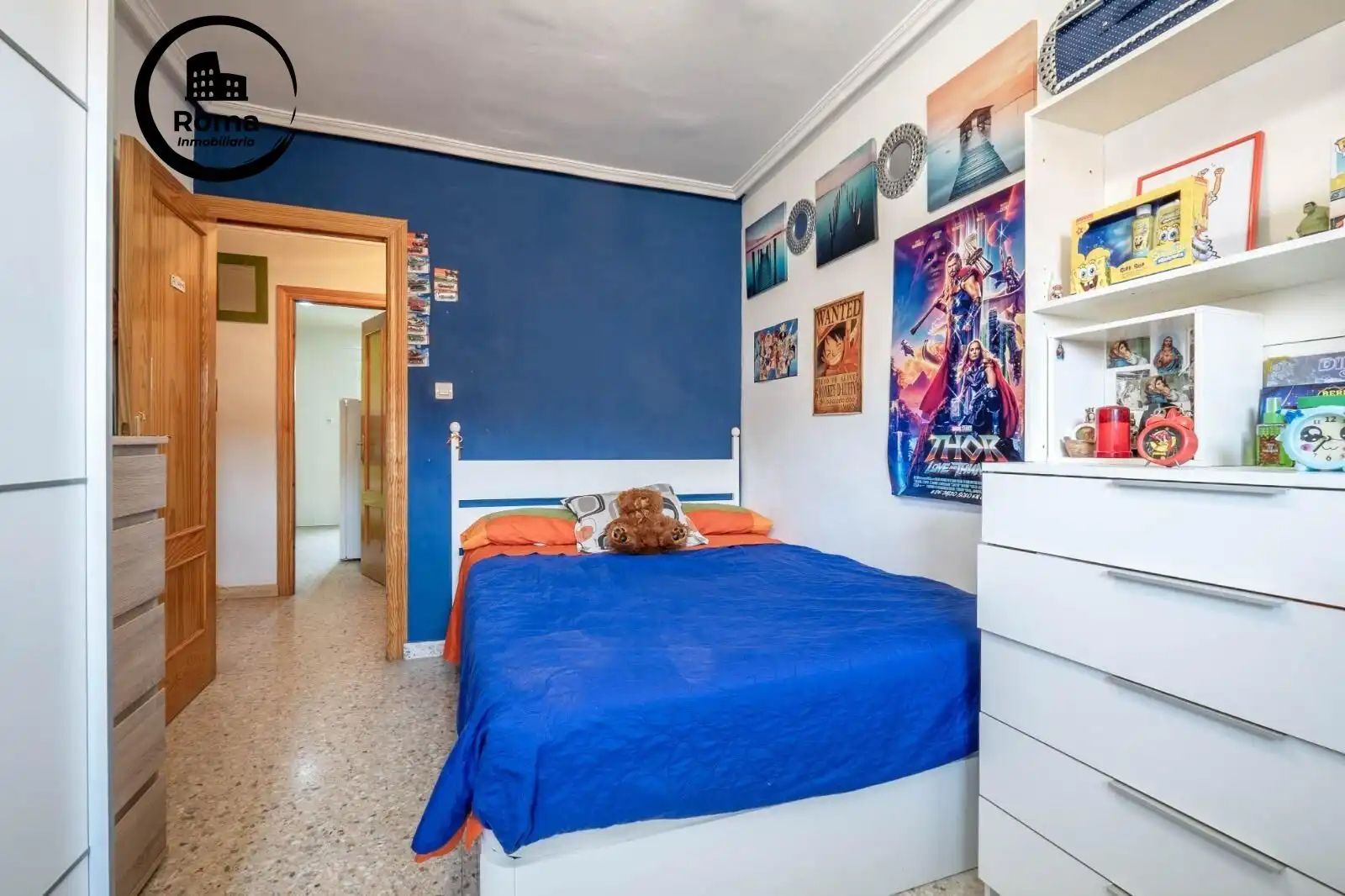 Bedroom of Flat for sale in Granada  with Air Conditioner, Heating and Terrace