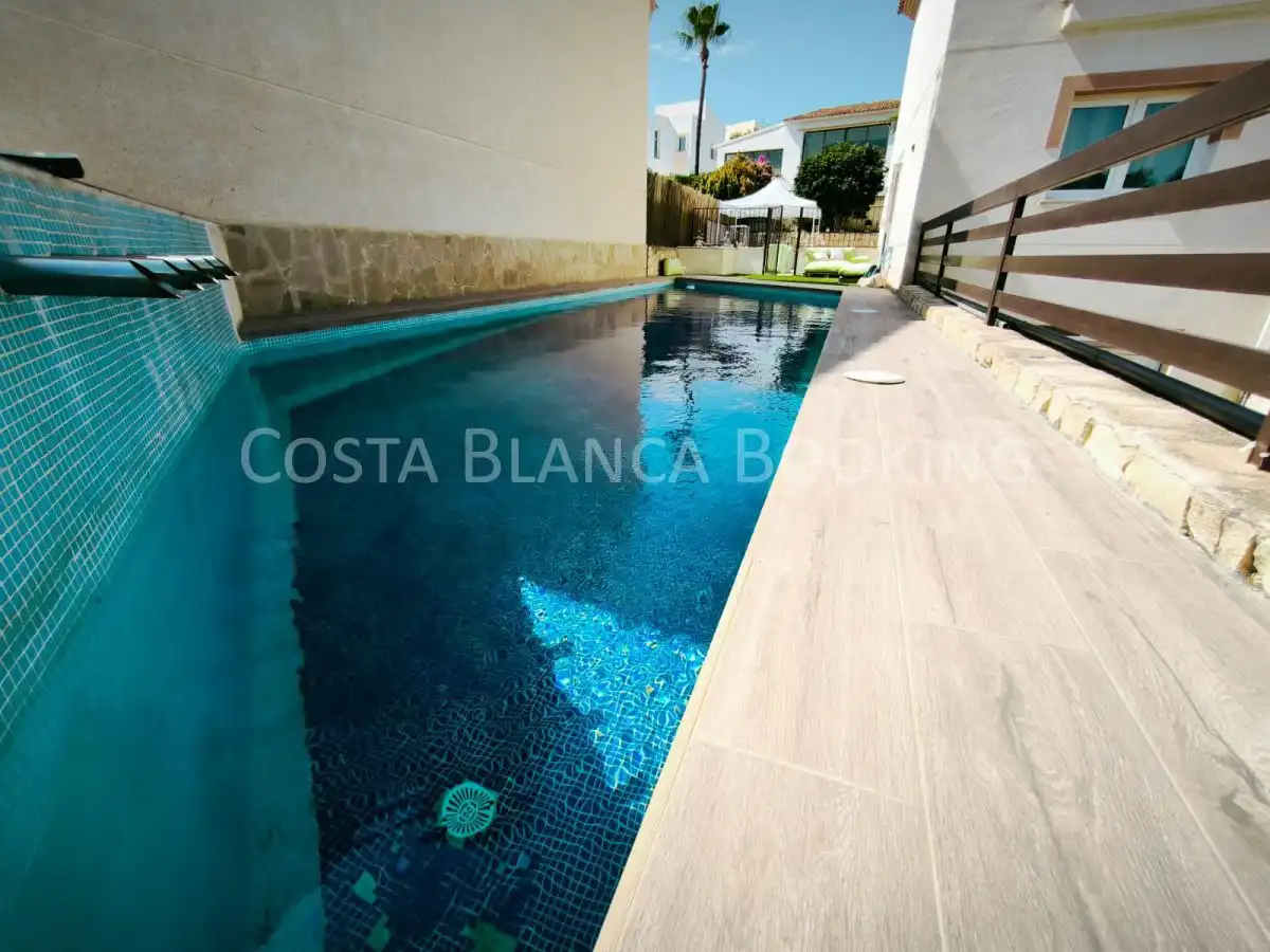Swimming pool of Houses for sale in L'Alfàs del Pi  with Terrace and Storage room