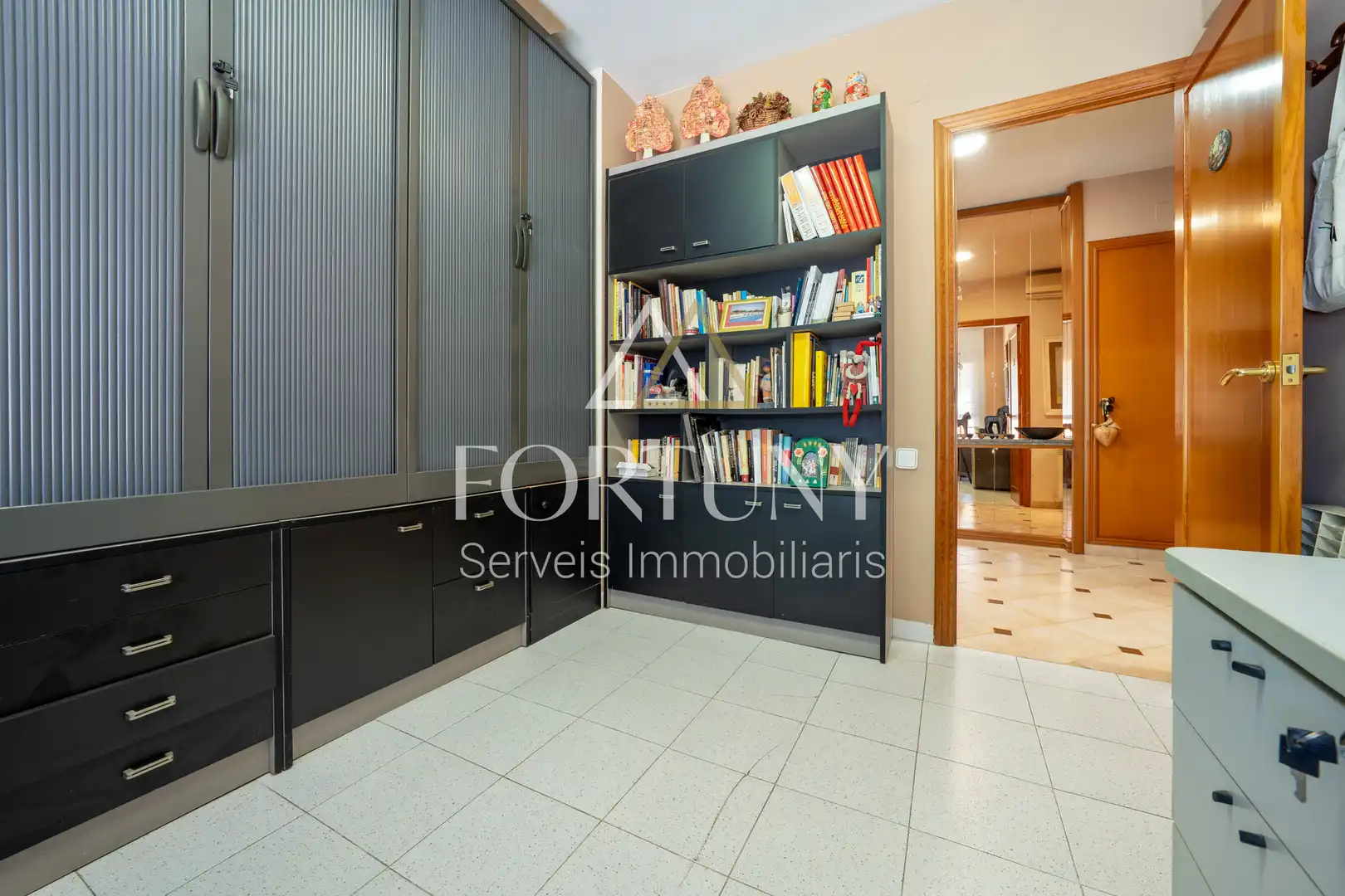 House with pool for sale in MONTBRIO DE, imagen 25