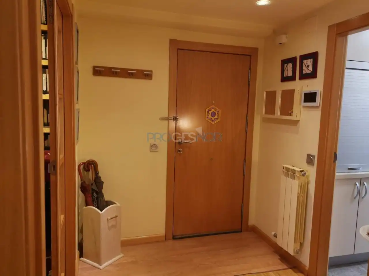 Piso en venta en León Capital  con Calefacción, Trastero y Balcón