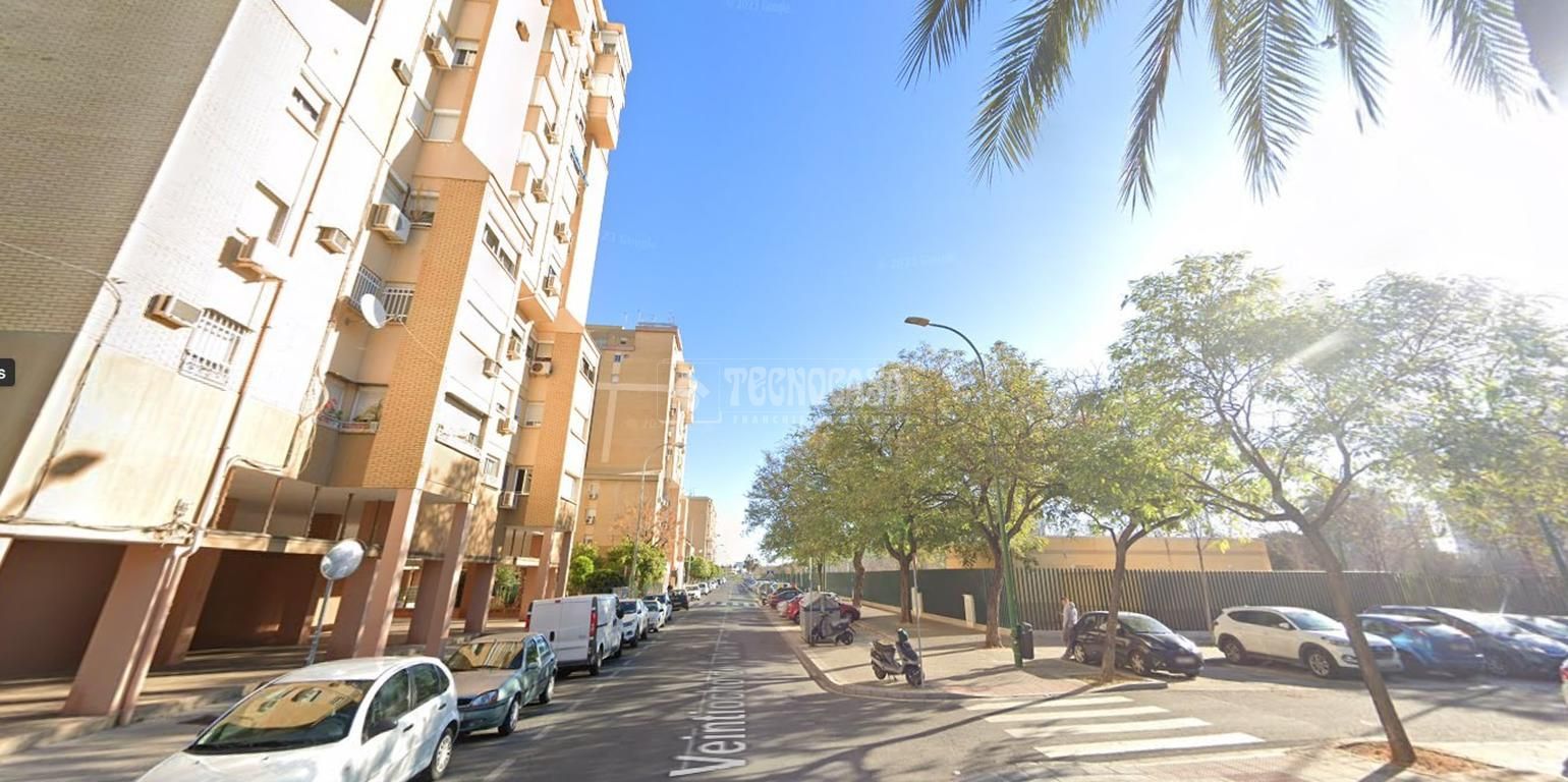 Flat to rent in piso av. 28 de febrero, Parque Alcosa, Este - Alcosa- Torreblanca