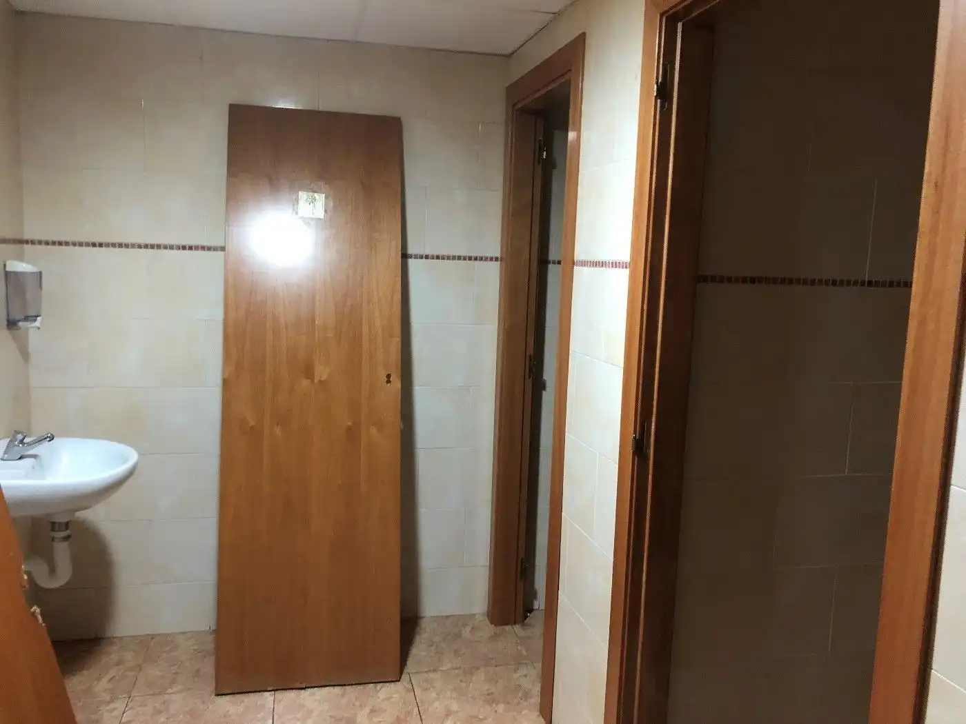 Business premises for sale in Nou Barris, imagen 5
