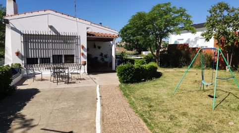 Foto 2 de Casa o chalet en venta en Calle Jilguero, Almendralejo, Badajoz