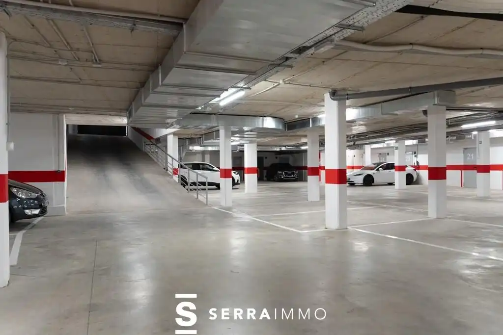 Parking de Ático en venta en Vilanova i la Geltrú con Aire acondicionado, Terraza y Balcón